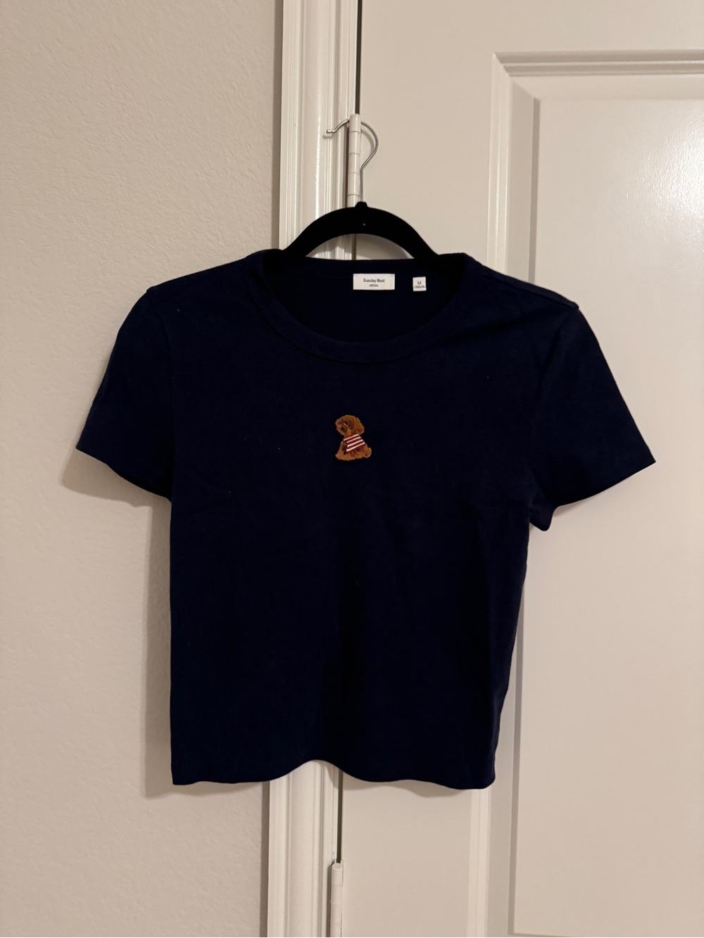 Aritzia Sunday Best BESTHUG dog icon t-shirt size M navy blue color